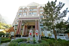 Le Midi Hotel Chitou