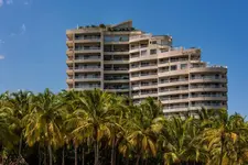 Irotama Apartasuites