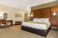 Comfort Inn & Suites Lakewood by JBLM