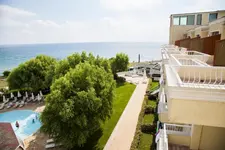 Hotel Perla Beach Luxury