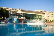 Hotel Perla Beach Luxury
