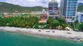 Casa Verano Beach Hotel