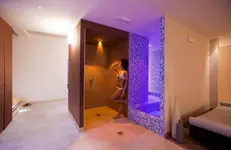 Vittoria Resort Pool & Spa