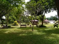 Chat Kaew Hotel (โรงแรมฉัตรแก้ว)