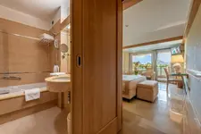 Acacia Resort Parco dei Leoni
