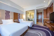 Holiday Inn Qingdao City Center