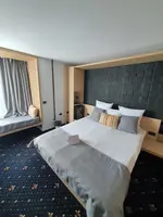 Aqvatonic Hotel