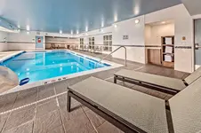 Staybridge Suites - Cedar Rapids North