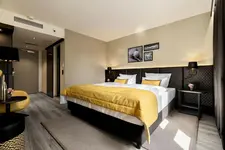 Court Hotel
