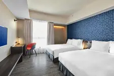 Holiday Inn Express Kaohsiung Love River