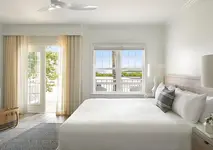 Parrot Key Hotel & Villas