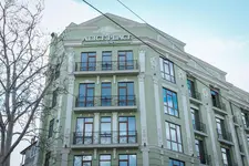 Alice Place Hotel