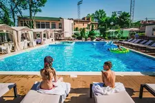 Arcadia Plaza Hotel