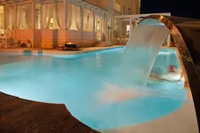 Le Rose Suite Hotel