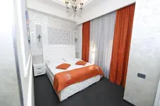 Hotel Roma & Tours