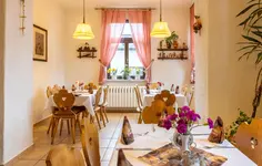 Hotel Carola