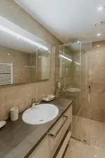 Hotel Divine Park