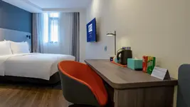 Holiday Inn Express Qingdao City Center