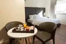 Regency Way Montevideo Hotel