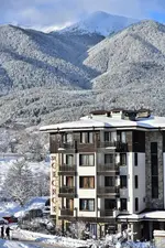 St George Ski & Holiday