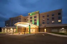 Holiday Inn & Suites Detroit - Troy