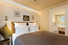 LOEV VELA Hotels