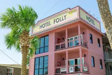 Hotel Folly