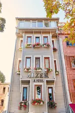 Alzer Hotel