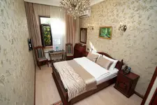 Royal Antique Boutique Hotel