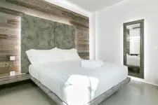 Domus Cavour Rooms & Suites