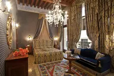 Hotel Al Ponte dei Sospiri