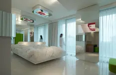 i-Suite Hotel