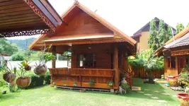 Golden Teak Resort Baan Sapparot