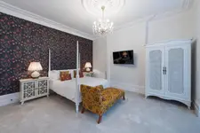 The Clarence Boutique Rooms