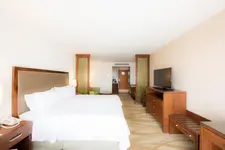 Holiday Inn Express and Suites Celaya