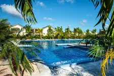 Delfins Beach Resort