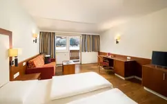 elaya hotel steinplatte