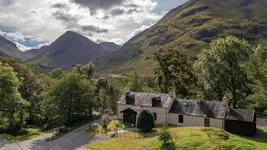 Heart of Glencoe Holidays