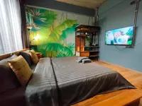 BoardingHouse Hotel (โรงแรม บอร์ดดิ้งเฮ้าส์)