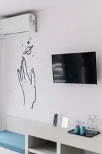 Moon Budget Hotel