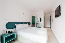 Moon Budget Hotel