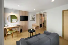 Prime Square Hotel