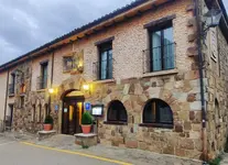 Hotel Leonor Mirón