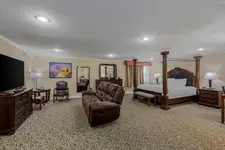 Best Western Plus Wooster Hotel & Conference Center