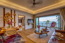 Coconut Grove Resort