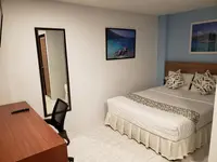 Summer Breeze Hotel