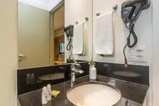 Cozzy Suites Paraíso Hotel
