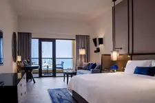 Amwaj Rotana, Jumeirah Beach