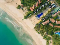 Maalu Maalu Resort & Spa (Thema Collection)