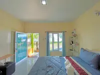 Ava Beach Pakbara